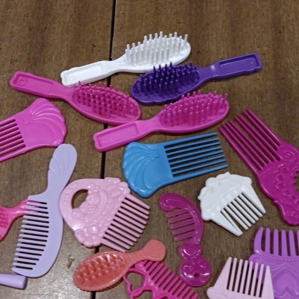 Doll hairbrushes - Picture 4 of 4